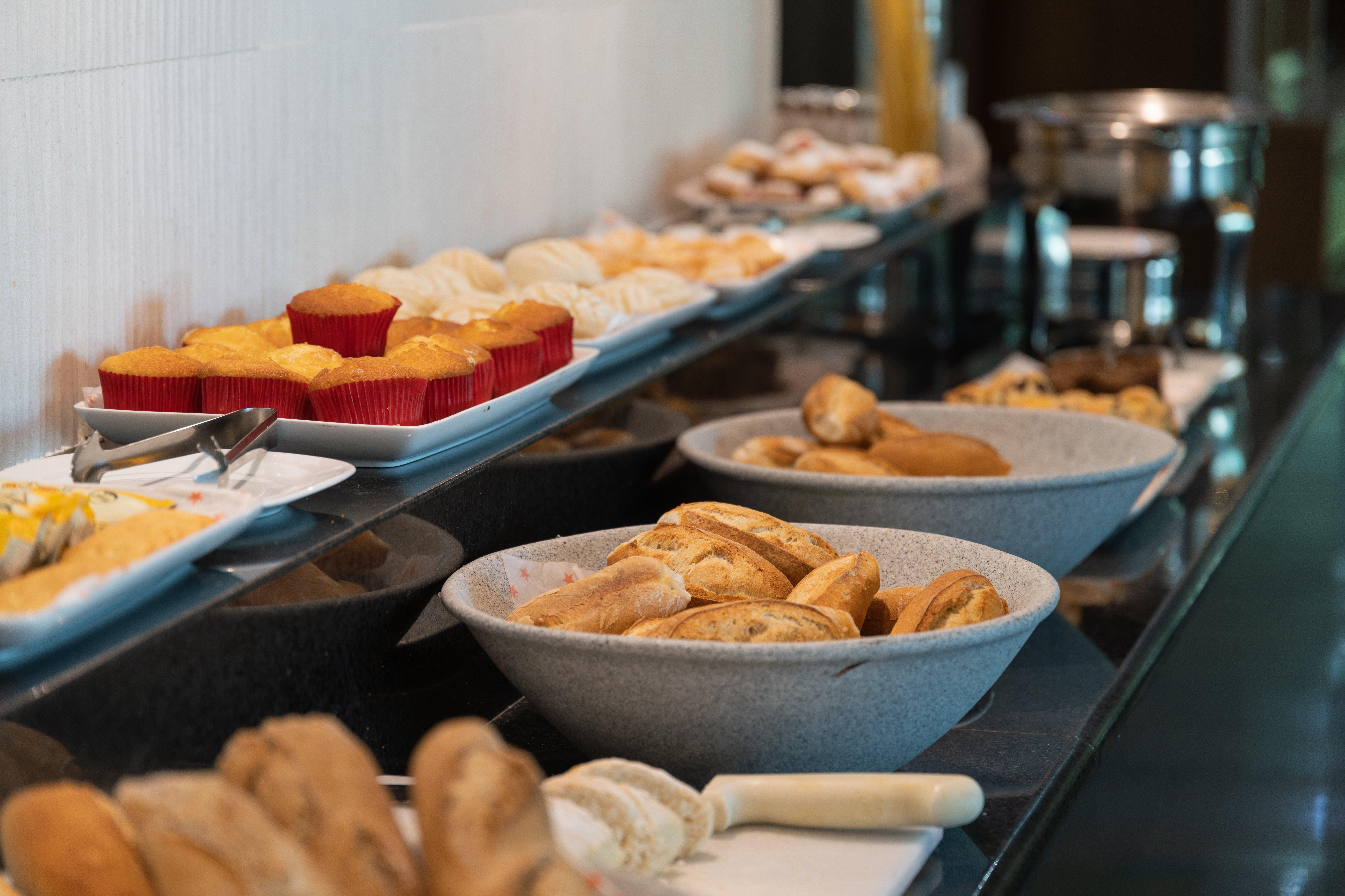 Holiday Inn Guadalajara Select By Ihg Exterior photo